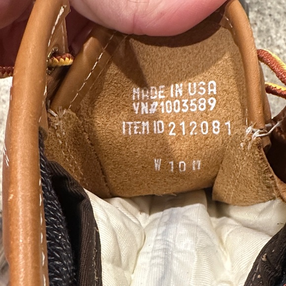 L.L. Bean Brown and Black Winter Boots - Picture 11 of 13